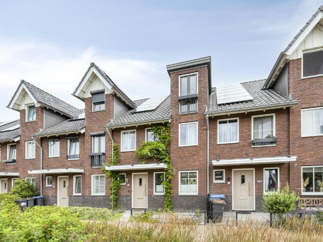 Eengezinswoning te koop in Hillegom, Zuid Holland