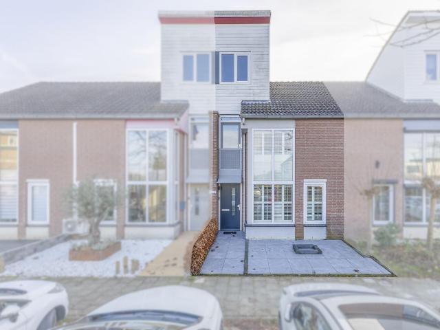 Woning te koop in Tegelen, Limburg