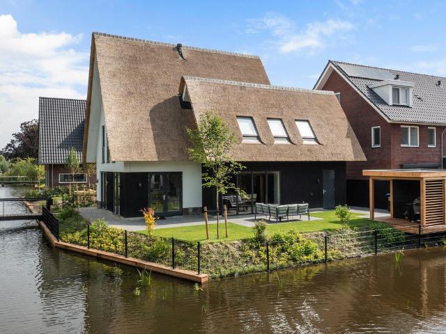 Chalet te koop in Bloemendaal, Gouda