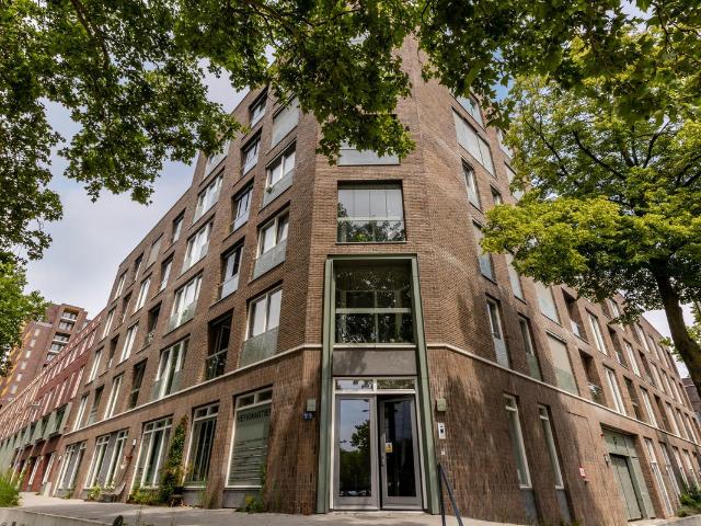 Bovenwoning te koop in Feijenoord, Rotterdam