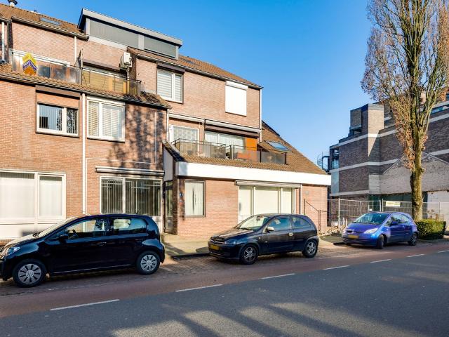 Benedenwoning te koop in Weert, Maaspoort