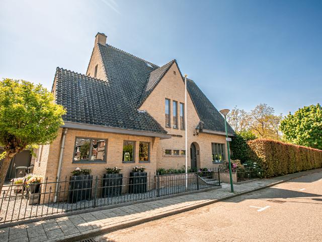 Villa te koop in Centrum, Roermond