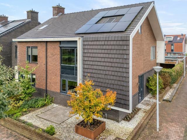 Woonboerderij te koop in Zwolle, Overijssel