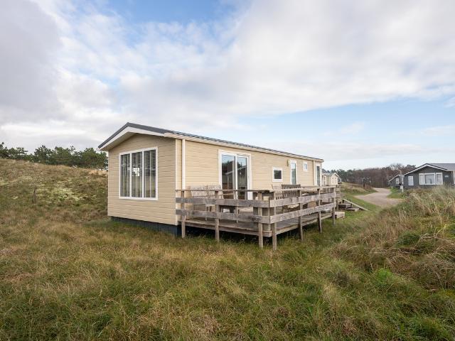 Geschakelde Woning te koop in Den Hoorn, Noord Holland