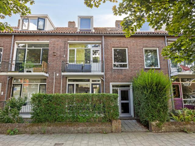 Benedenwoning te koop in Rijndijkbuurt, Leiden