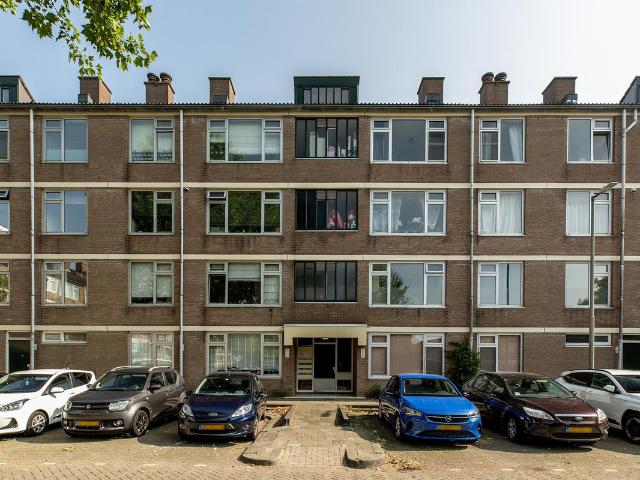 Benedenwoning te koop in Schiedam, Woudhoek