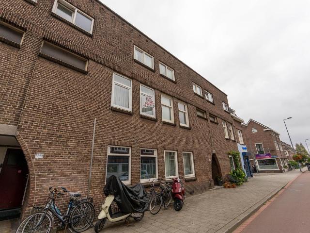 Dubbele Bovenwoning te koop in Rotterdam, Zuid Holland