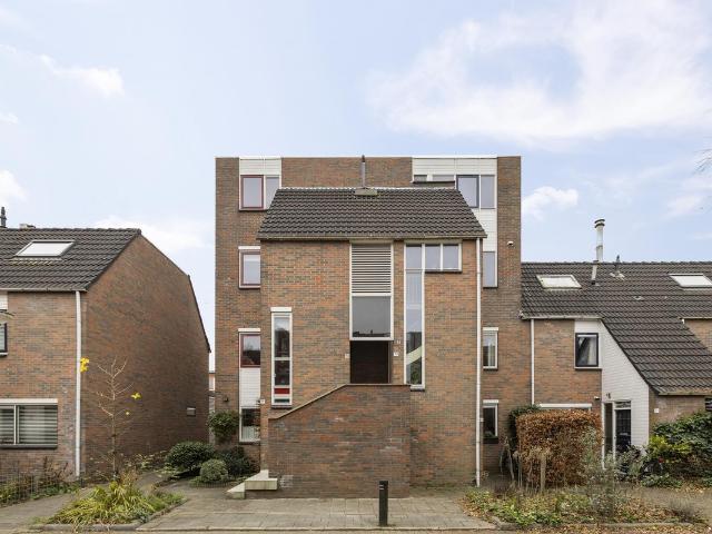 Bovenwoning te koop in Schildersbuurt, Groningen