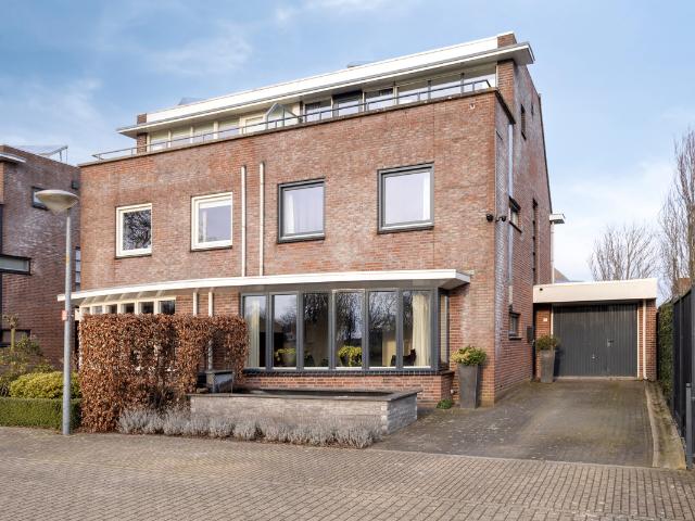 Woning te koop in Zetten, Gelderland