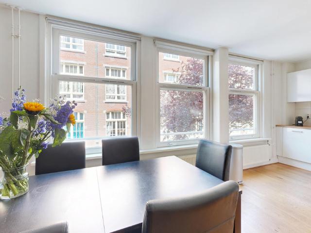 Bovenwoning te koop in Zuid, Amsterdam