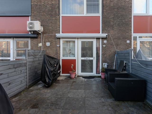 Woning te koop in Pernis, Zuid Holland