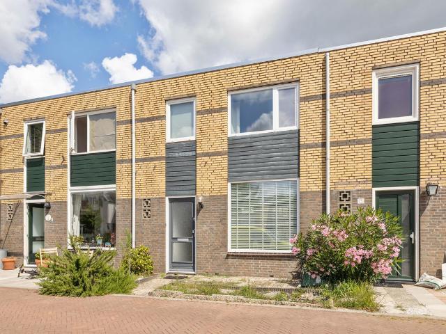 Woning te koop in Alphen Aan Den Rijn, Zuid Holland