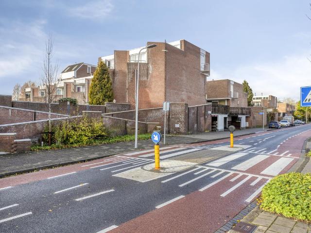 Dubbele Bovenwoning te koop in Oostgaarde, Capelle Aan Den Ijssel