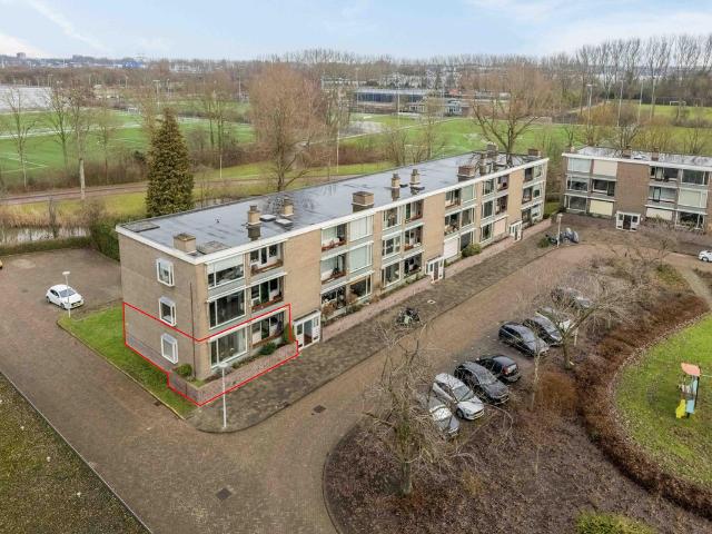 Benedenwoning te koop in Barendrecht, Zuid Holland