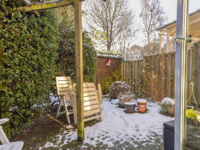 Benedenwoning te koop in Overschie, Rotterdam