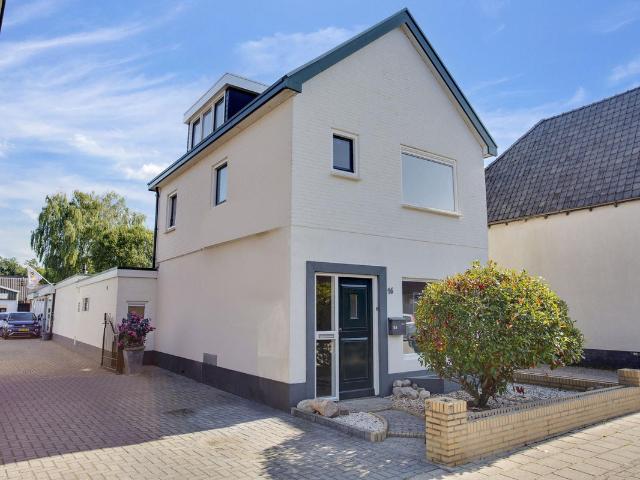 Woning te koop in Twekkelerveld, Enschede