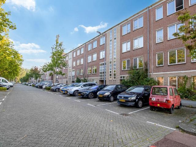 Woning te koop in Zevenkamp, Rotterdam