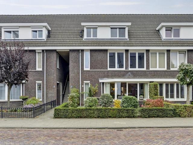 Bovenwoning te koop in Moergestel, Noord Brabant