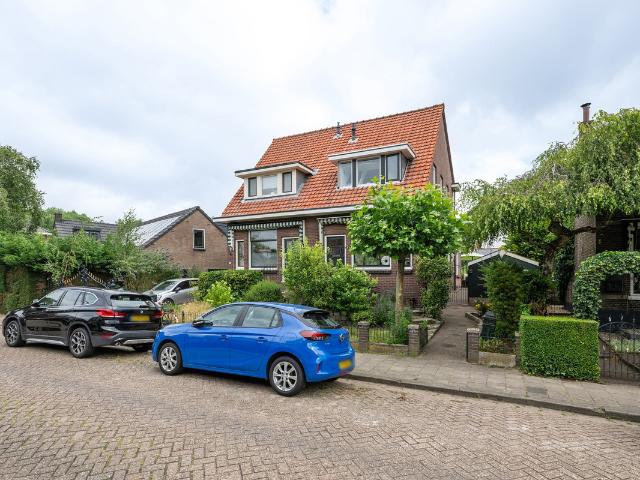Eengezinswoning te koop in Nieuwerkerk