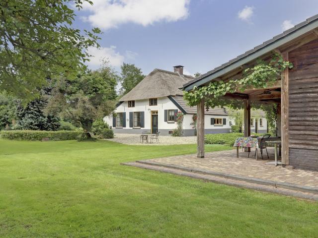 Woonboerderij te koop in Velp Woonboerderij te koop in Velp