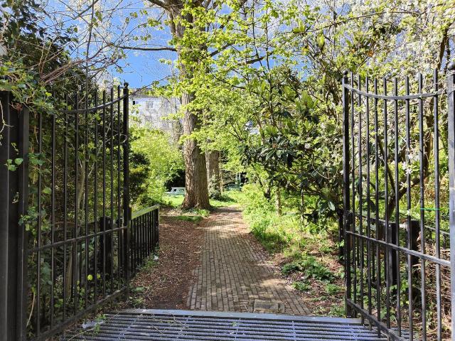 Bovenwoning te koop in Rotterdam, Zuid Holland