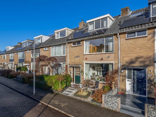 Woning te koop in Waddinxveen, Zuid Holland