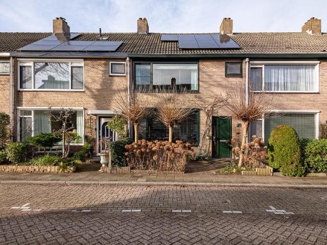 Woning te koop in Zoeterwoude, Zoeterwoude-rijndijk