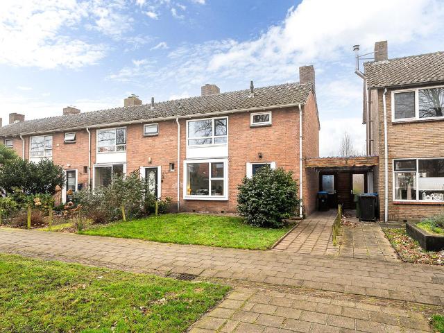 Woning te koop in Heerenveen, Friesland