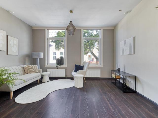 Dubbele Bovenwoning te koop in Vreewijk, Rotterdam