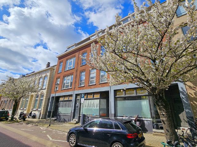 Bovenwoning te koop in Schiedam, Zuid Holland