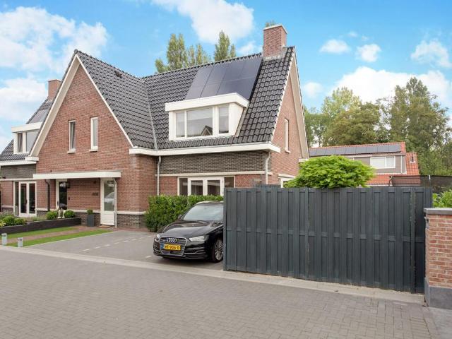 Villa te koop in Rijswijk, Zuid Holland