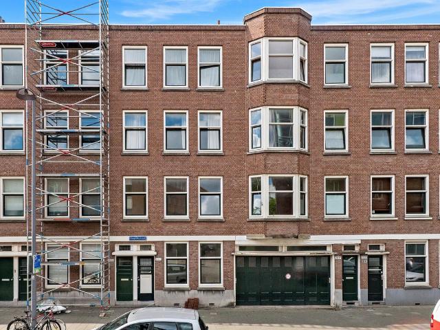 Benedenwoning te koop in Rotterdam, Hillesluis