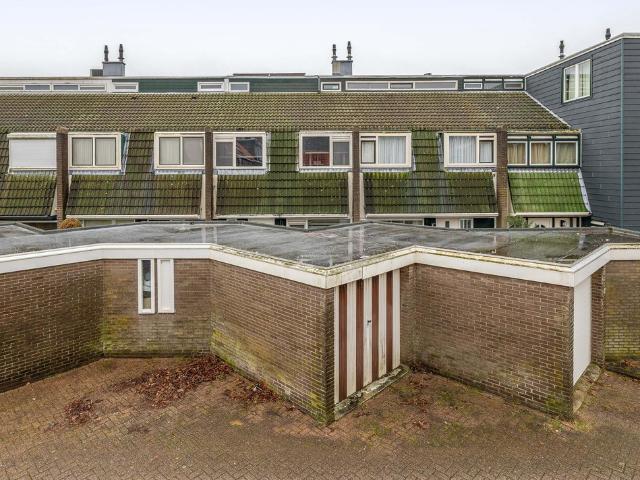 Woning te koop in Waterland, Spijkenisse