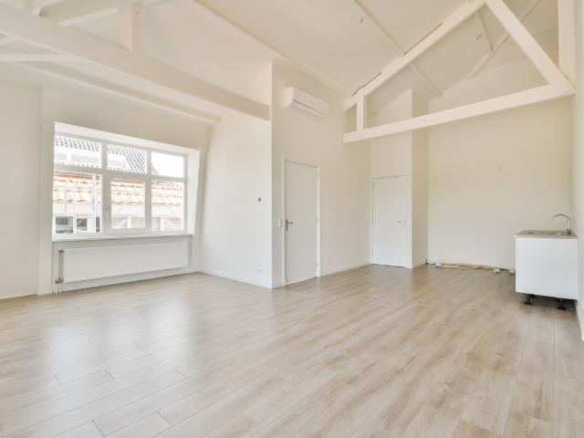 Bovenwoning te koop in Badhoevedorp