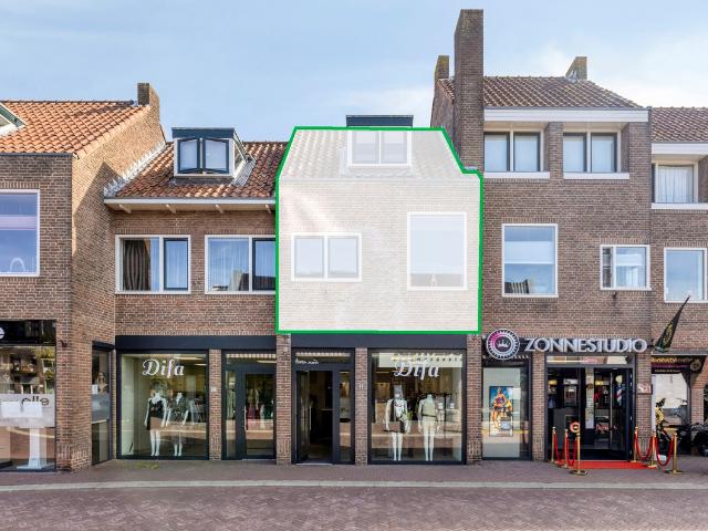 Dubbele Bovenwoning te koop in Bunschoten, Bunschoten-Spakenburg