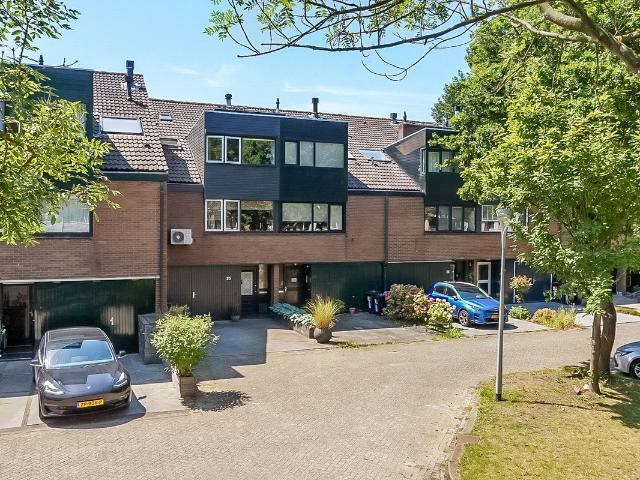 Eengezinswoning te koop in Nieuw-vennep, Linquenda