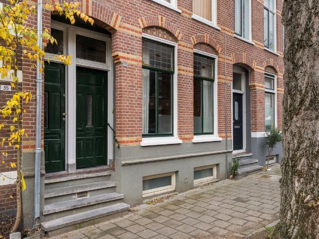 Benedenwoning te koop in Sint Janskerkstraat en omgeving, Arnhem