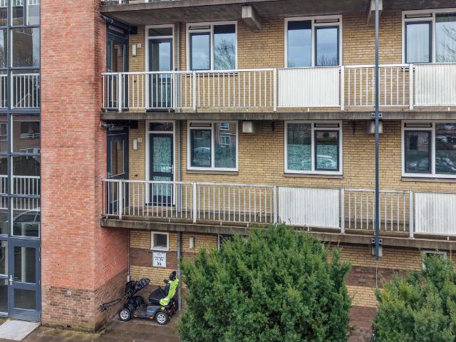 Appartement te koop in Centrum, Emmeloord