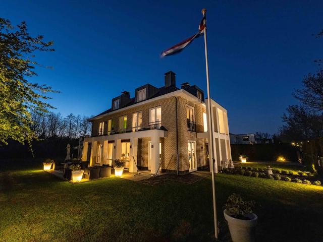 Chalet te koop in Overgooi, Almere-haven