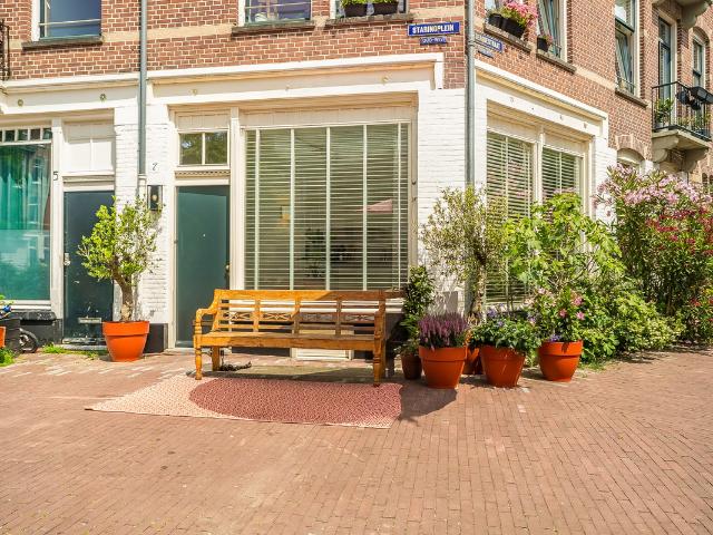 Benedenwoning te koop in Amsterdam, Overtoomse Sluis