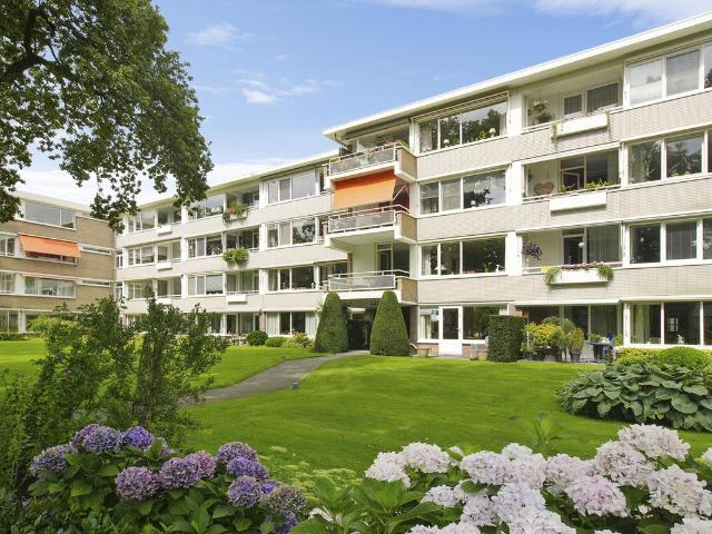 Bovenwoning te koop in Baarn