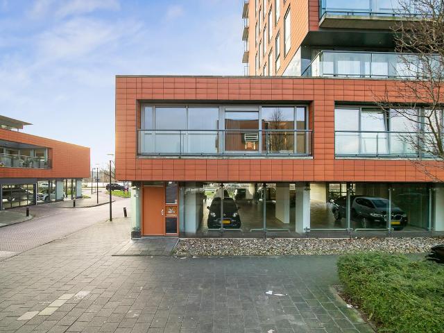 Bovenwoning te koop in Barendrecht, Zuid Holland