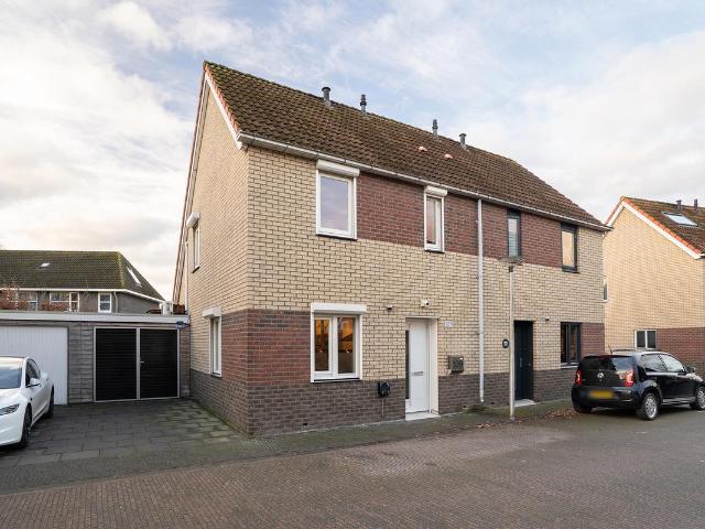 Woning te koop in Oikos, Enschede