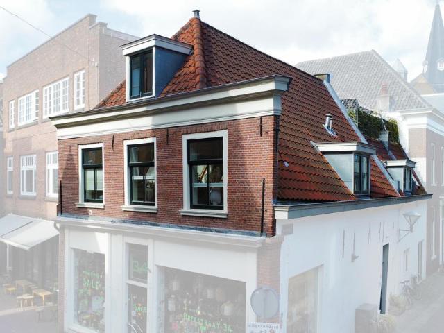 Bovenwoning te koop in Haarlem, Noord Holland