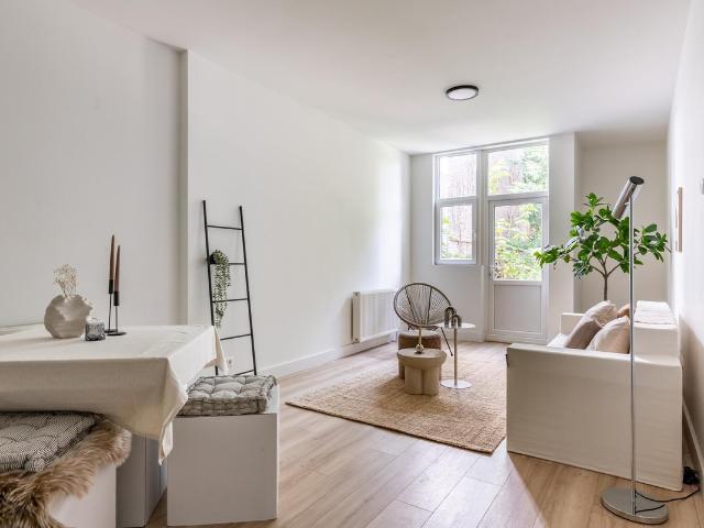 Benedenwoning te koop in Rotterdam, Kleiwegkwartier