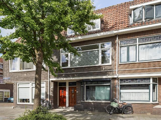 Bovenwoning te koop in Vlaardingen, Indische buurt