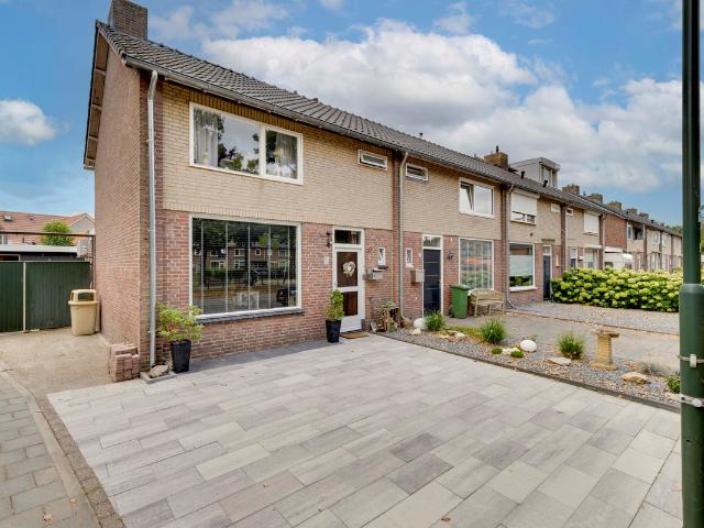 Woning te koop in Waalre, Noord Brabant