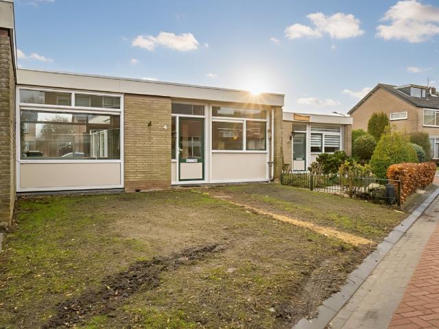 Bungalow te koop in Ursem, Noord Holland
