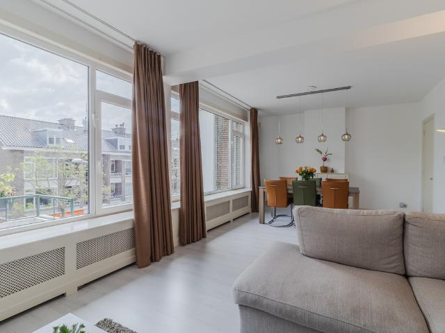 Landhuis te koop in 's-gravenhage, Bezuidenhout