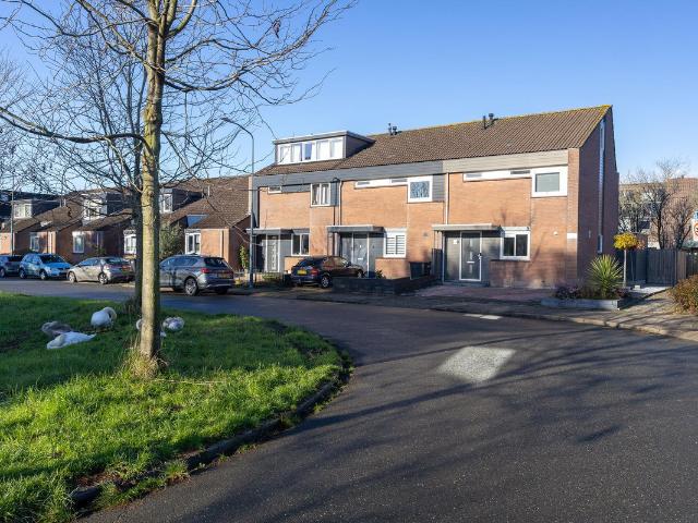 Eengezinswoning te koop in Hoorn